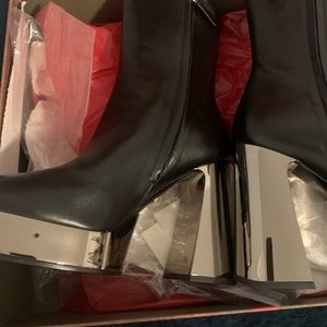 New Gucci Black Leather Metallic Mirrored Platform Zip Ankle Boots/Booties 39EU